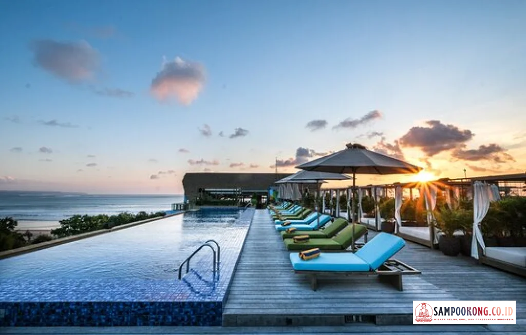 hotel di pantai kuta