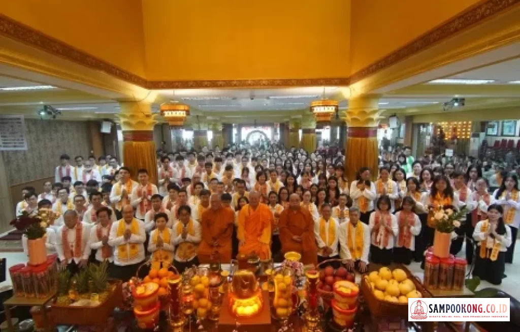 Wisudhi Trisarana Jelang Waisak