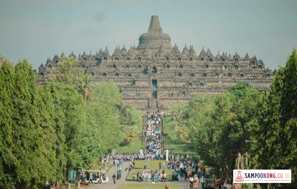 kelebihan tempat wisata Candi Borobudur