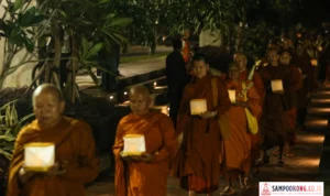Meditasi Waisak di TMII