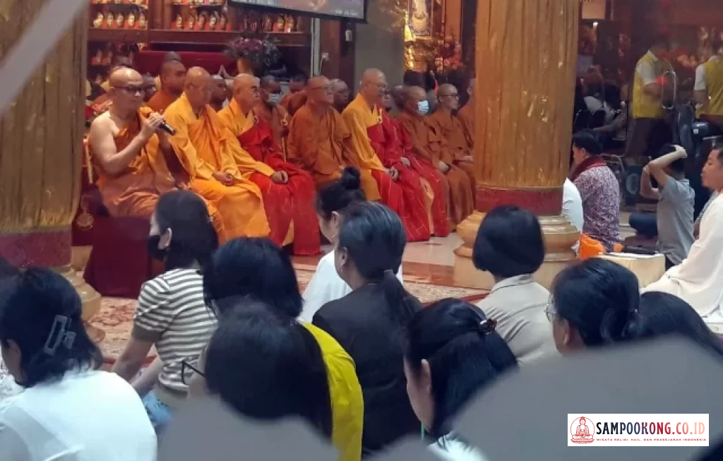 Perayaan Kathina Wihara Ekayana