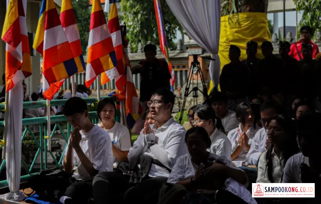 Puja Bakti Waisak 2569 Jakarta