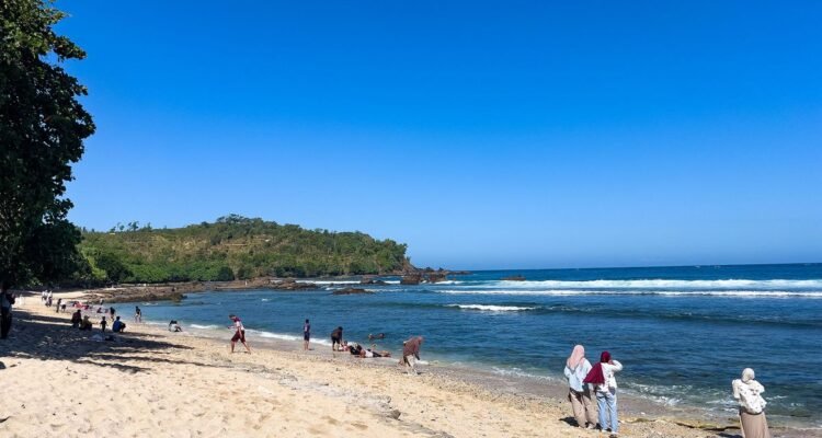Pantai Wediombo